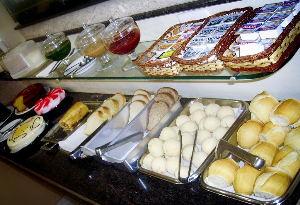 Agapito Inn Hotel Sertãozinho Exteriör bild